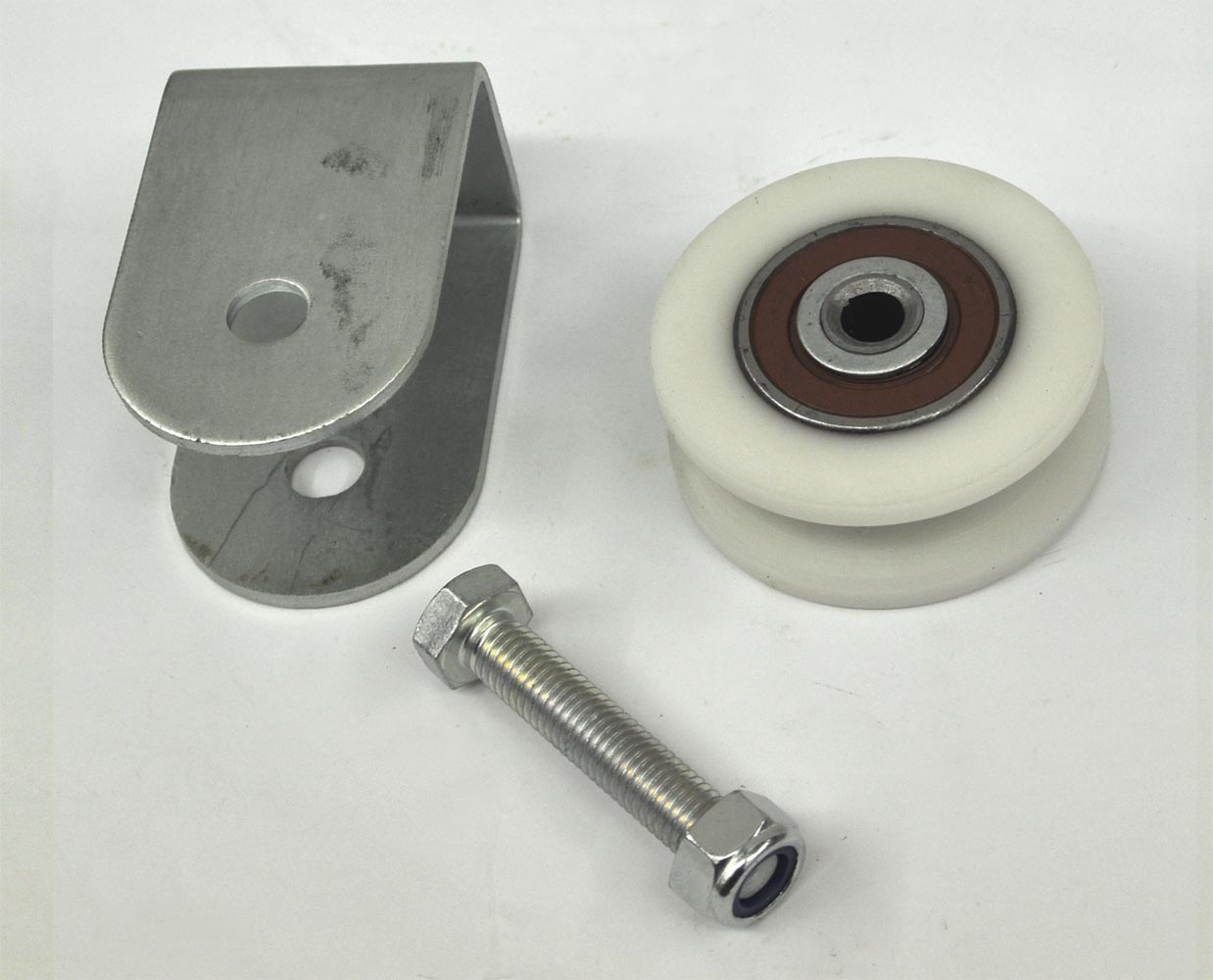 30200_30106_1b 3m Schiene Rundprofil + Nylonrollen Ø 75mm