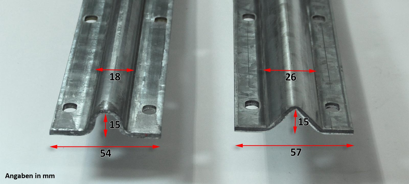 30201_30202_1b Laufschiene 3m lang Rund-/ Spitzprofil zum Anschrauben
